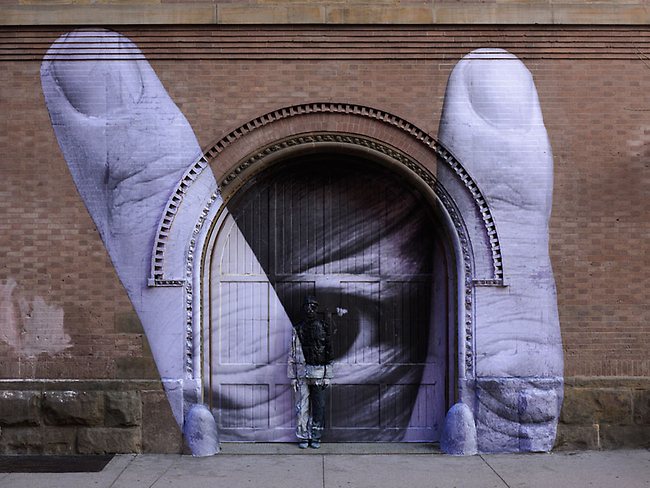 741170-Liu-Bolin-ซ่อน