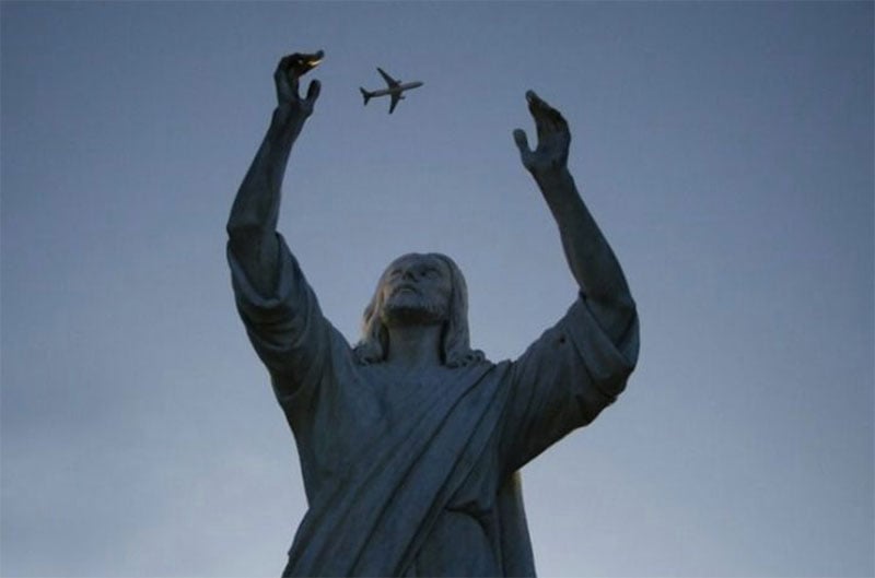 statue juggling plane perfect timing