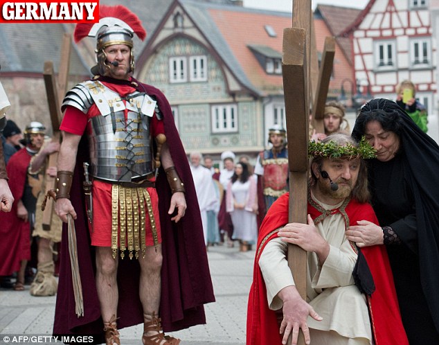 คริสต์ถูกพาไปตรึงกางเขนในแฟกลางเยอรมนี 