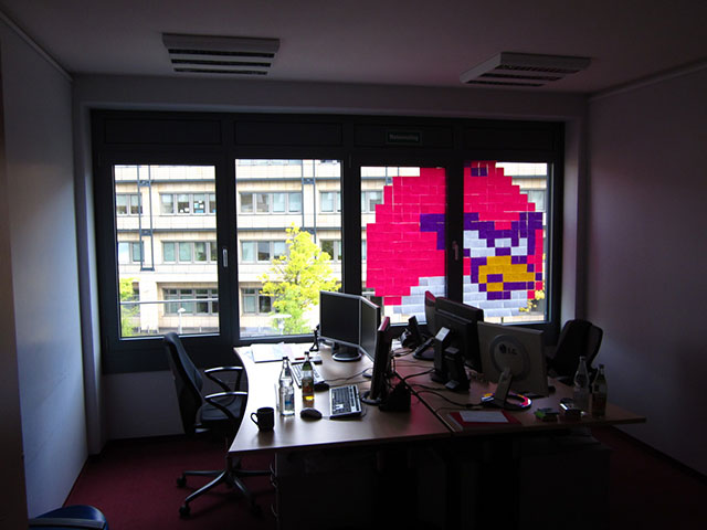 brilliant-post-it-notes-artwork-around-the-world-3