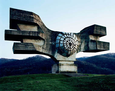 old-monuments-yugoslavia-spomeniks-jan-kempenaers-1