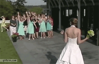 Bride bouquet toss fail