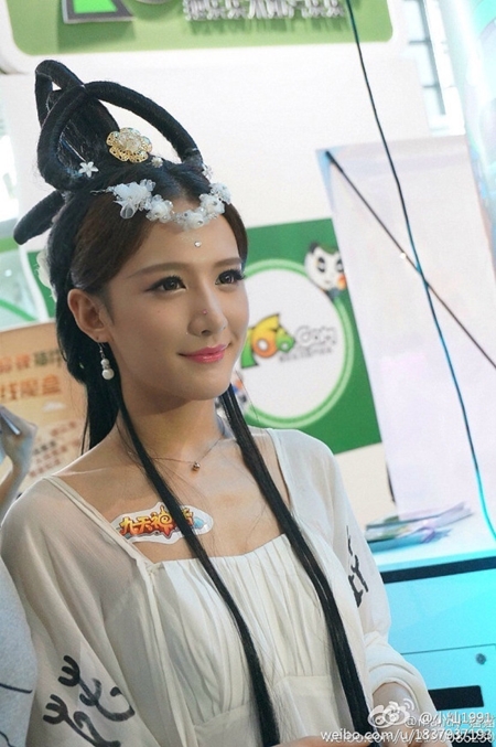 เสี่ยวคาน-หนุ่มจีนแต่งหญิง3