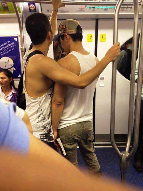 silosoboy:

wtf a little too obvious no?
