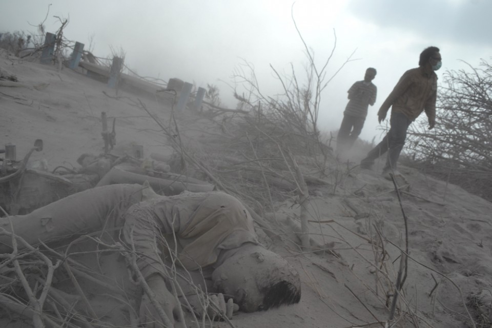 indonesia volcano (12)