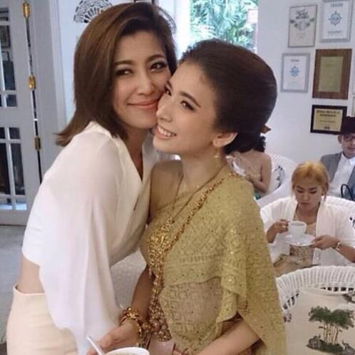 ชื่นมื่น! เติ้ล ตะวัน หมั้นแฟนสาวนอกวงการ (&copy; Instagram)