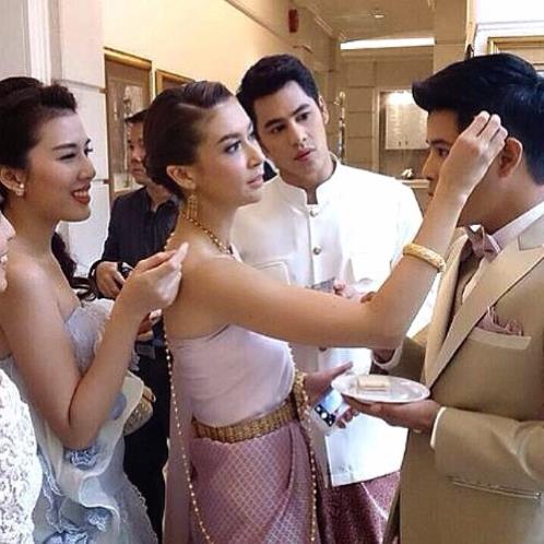 ชื่นมื่น! เติ้ล ตะวัน หมั้นแฟนสาวนอกวงการ (&copy; Instagram)