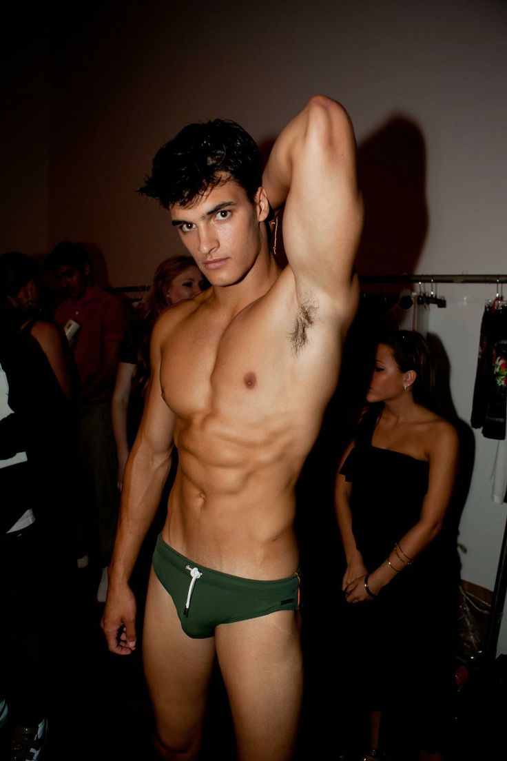 ADONIS ARCHIVE: Photo