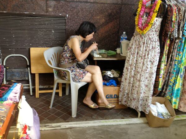 Table for one รวมรูปคนที่ชอบมากินข้าวคนเดียว จากทั่วโลก