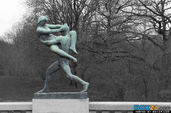 รูปโป๊ ประติมากรรมสุดแนว ในนอร์เวย์