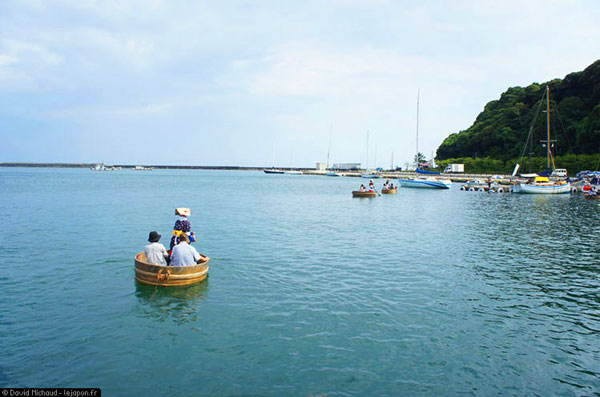 Unseen ญี่ปุ่น ล่องเรืออ่างตะไรบูเนะ (Tarai bune) ที่เกาะซาโดะ Sado