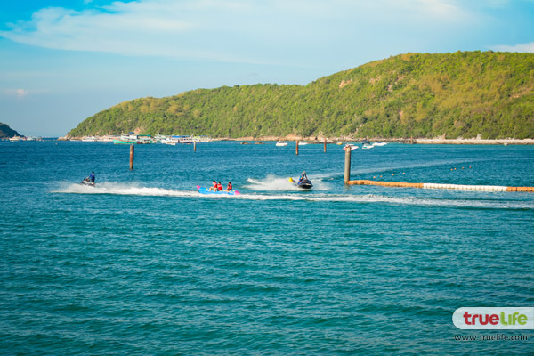 เที่ยวเกาะล้าน พัทยา ทะเลใกล้กรุงเทพฯ ฟ้าคราม น้ำใส ทะเลสวย อาบแดดสุดชิลล์