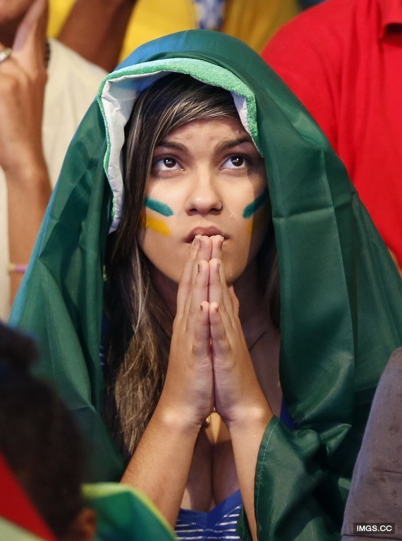 สาวกองเชียร์ในศึก ฟุตบอลโลก 2014 แจ่มทุกชาติจริงๆ