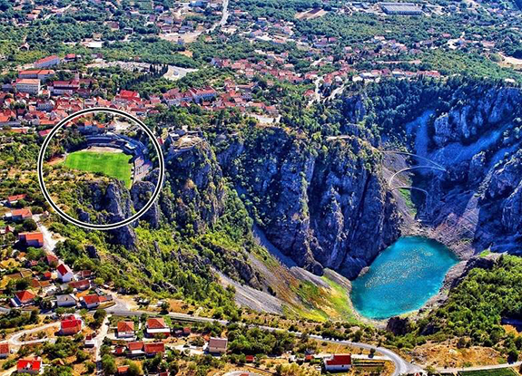 10 สนามฟุตบอล สุดบรรยากา 10 สนามฟุตบอล สุดบรรยากา