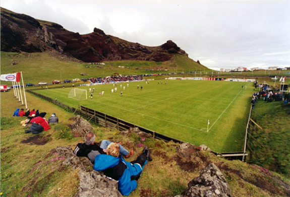 10 สนามฟุตบอล สุดบรรยากา 10 สนามฟุตบอล สุดบรรยากา