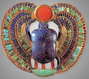 แมลงศักดิ์สิทธิ์ของชาวอียิปต์โบราณ