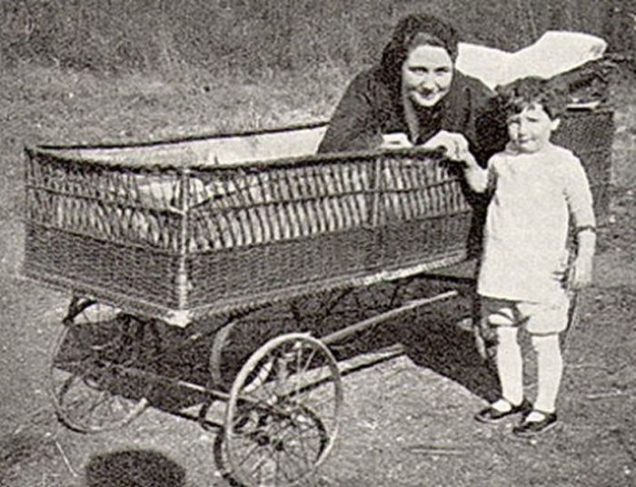 terrifying_asylum_tour_of_the_past_16