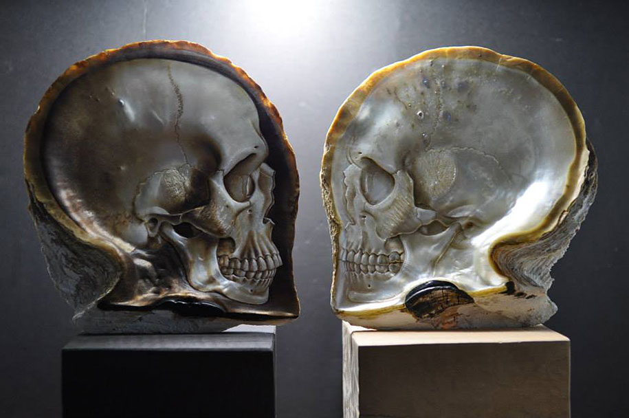 mother-of-pearl-shell-skull-carving-gregory-halili-4