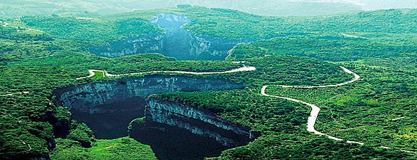 เที่ยวจีน อุทยานแห่งชาติหลุมฟ้า Three Natural Bridges ภูผาอัศจรรย์  ณ เมืองอู่หลง