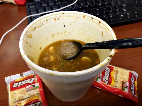 Sad Desk Lunch มาดู อาหารกลางวัน ของพนักงานออฟฟิศ ที่อเมริกา กินกันตายไปวันๆ