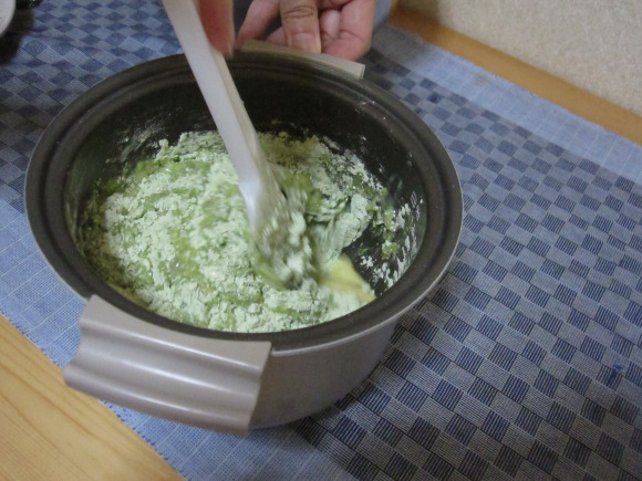 green_tea_rice_cooker_pancake_14