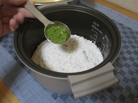 green_tea_rice_cooker_pancake_07