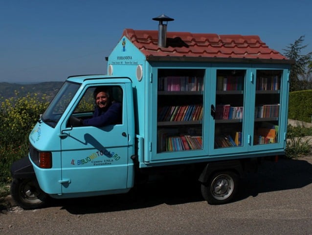 library_truck_02