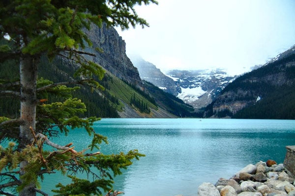 เที่ยวแคนาดา Land of Lake กับทะเลสาบลายจุด สุดประหลาด