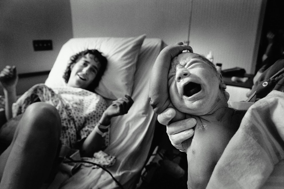 คลอดลูก,การคลอด,ซึ้ง,ภาพประทับใจ,วินาทีแรกคลอด,ผ่าคลอด,คลอดเอง,วันคลอด,เตรียมตัวคลอด,ตั้งท้อง,ตั้งครรภ์,ทารก,ภาพทารก,ภาพซึ้ง,