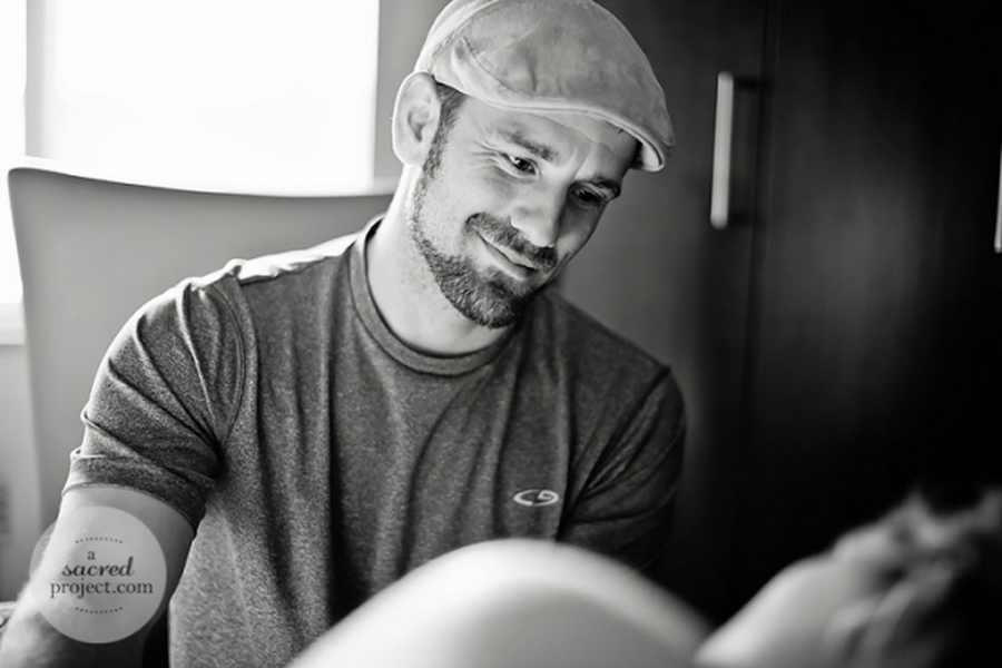 คลอดลูก,การคลอด,ซึ้ง,ภาพประทับใจ,วินาทีแรกคลอด,ผ่าคลอด,คลอดเอง,วันคลอด,เตรียมตัวคลอด,ตั้งท้อง,ตั้งครรภ์,ทารก,ภาพทารก,ภาพซึ้ง,