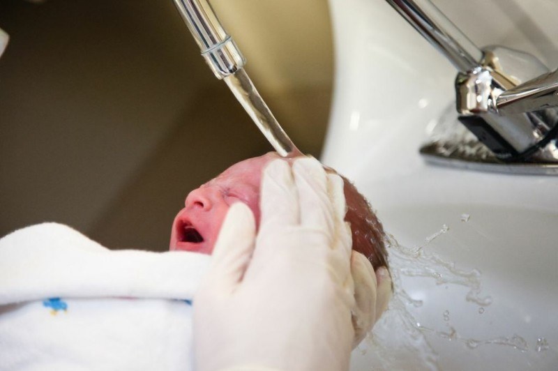 คลอดลูก,การคลอด,ซึ้ง,ภาพประทับใจ,วินาทีแรกคลอด,ผ่าคลอด,คลอดเอง,วันคลอด,เตรียมตัวคลอด,ตั้งท้อง,ตั้งครรภ์,ทารก,ภาพทารก,ภาพซึ้ง,