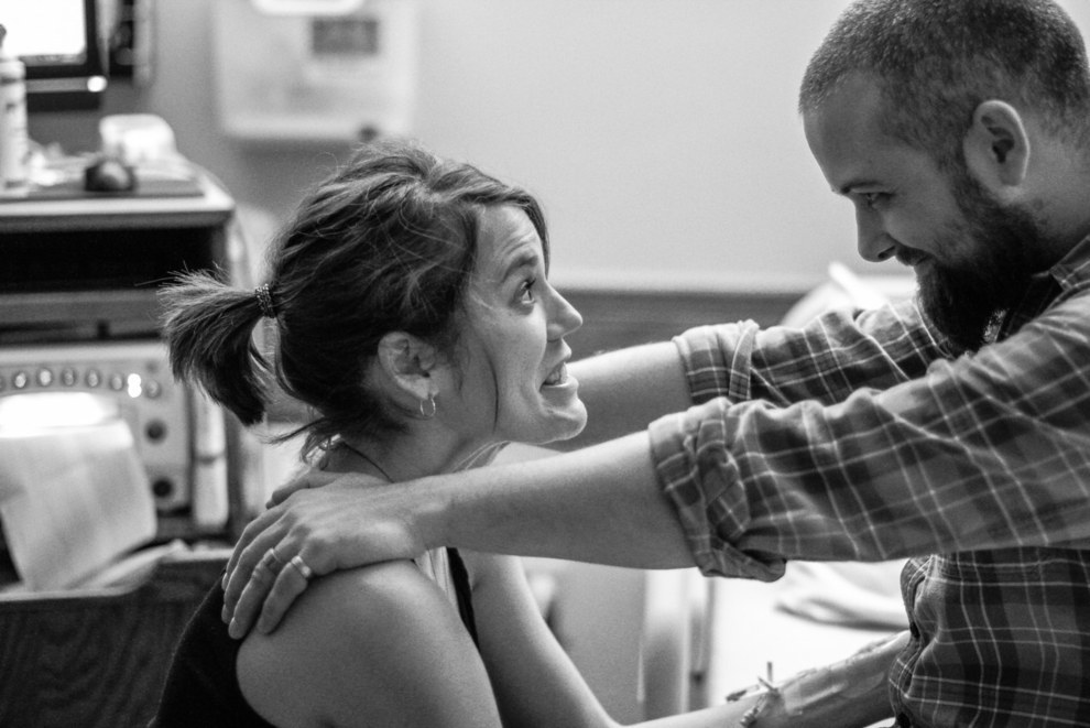 คลอดลูก,การคลอด,ซึ้ง,ภาพประทับใจ,วินาทีแรกคลอด,ผ่าคลอด,คลอดเอง,วันคลอด,เตรียมตัวคลอด,ตั้งท้อง,ตั้งครรภ์,ทารก,ภาพทารก,ภาพซึ้ง,