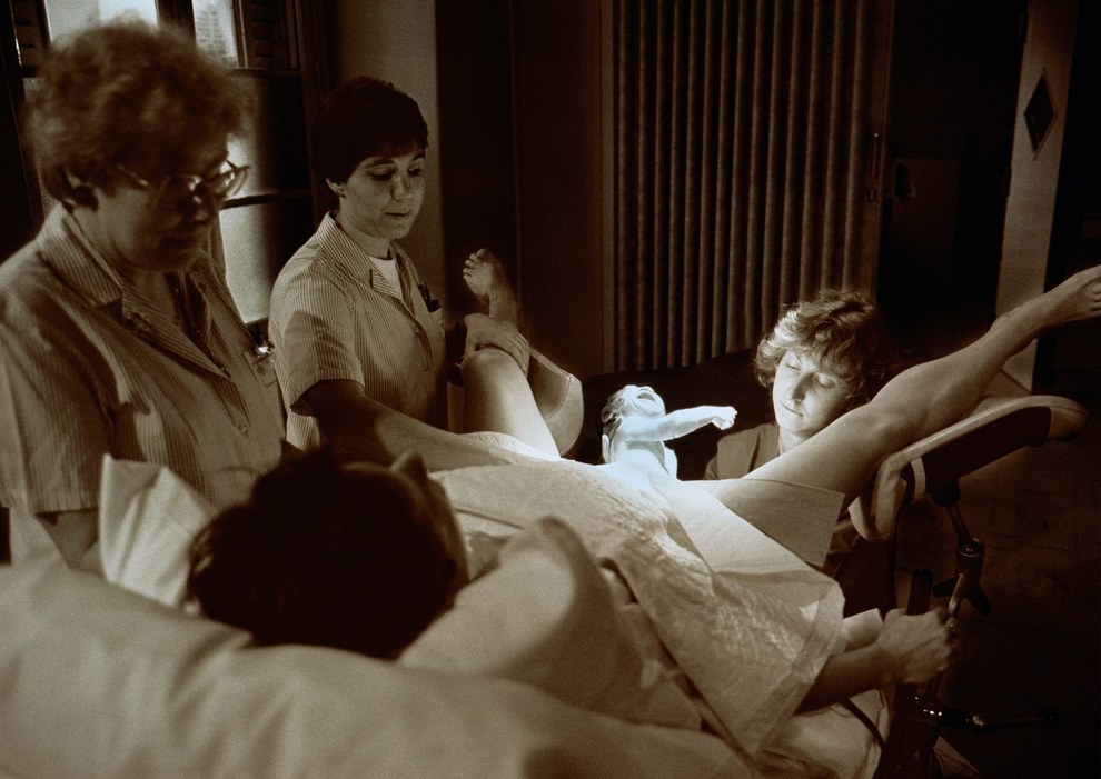 คลอดลูก,การคลอด,ซึ้ง,ภาพประทับใจ,วินาทีแรกคลอด,ผ่าคลอด,คลอดเอง,วันคลอด,เตรียมตัวคลอด,ตั้งท้อง,ตั้งครรภ์,ทารก,ภาพทารก,ภาพซึ้ง,