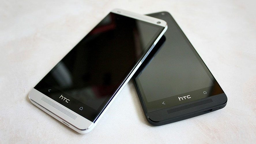 HTC-One-sale