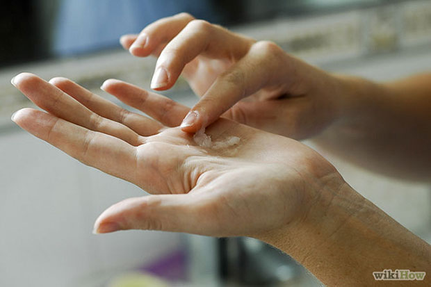 บำรุงมือและเท้าให้เนียนนุ่ม