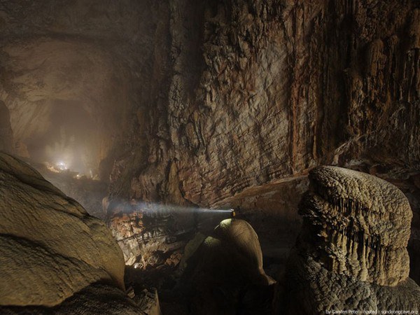มหึมา ถ้ำที่ใหญ่ที่สุดในโลก Son Doong Cave ประเทศเวียดนาม แล้วคุณจะรู้ว่ามนุษย์ช่างกระจิดริด