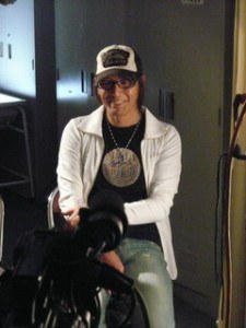 242 225x300 Kato Taka นักแสดงเอวีชายอันดับ 1 นอนกับสาวav กว่า 5000 คน