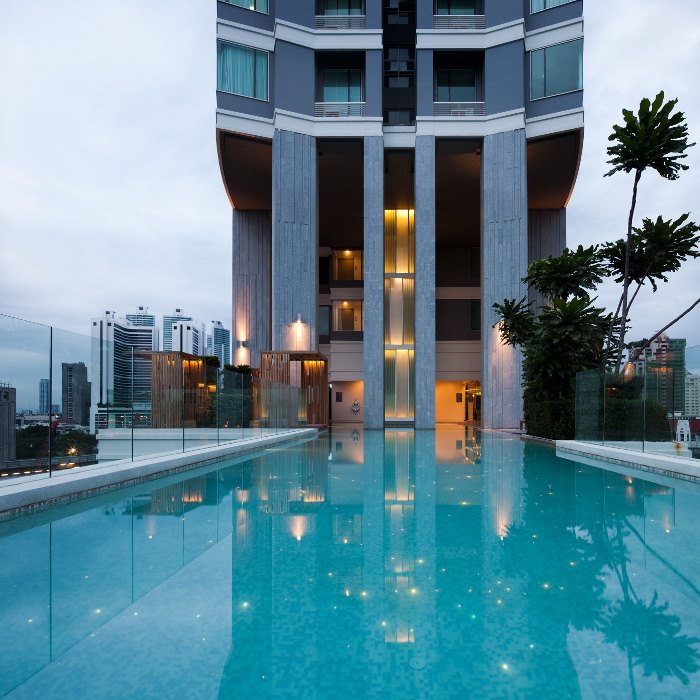 Penthouse สรวงสวรรค์เล่นๆ เผื่อว่าจะมีใครในที่นี้ได้มีโอกาสเป็นเขที่ยั่วน้ำลาย