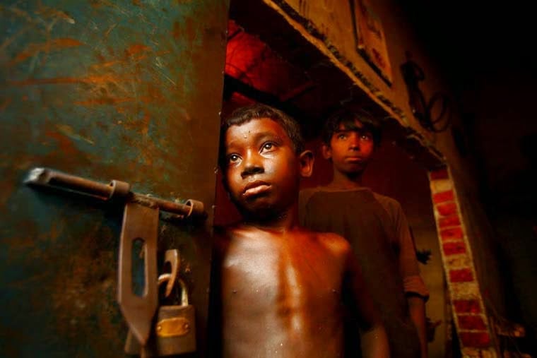 สะเทือนใจ!!  แรงงานเด็กในบังกลาเทศ...เหล่านางฟ้าในนรกชัดๆ 