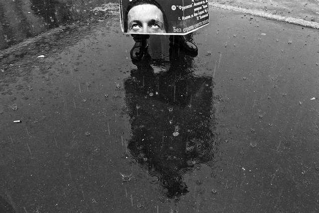 Rain - Minimalism in Street Photography