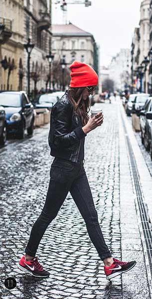 รองเท้าไนกี้ แจ็คเก็ตหนัง HM เสื้อ ZARA กางเกง Mango แว่นกันแดด Rayban นาฬิกา Michael Kors