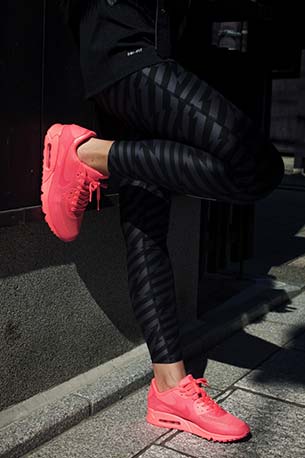 รองเท้าไนกี้ Air Max นีออน สีชมพู