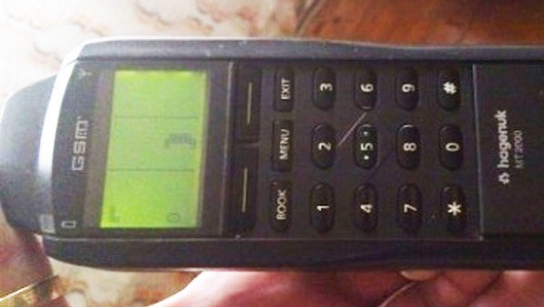 Hagenuk MT-2000 โทรศัพท์มือถือเครื่องเเรกในโลกที่เล่นเกมส์ได้