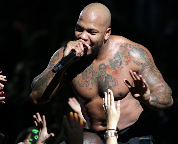 ประวัตินักร้อง Flo Rida