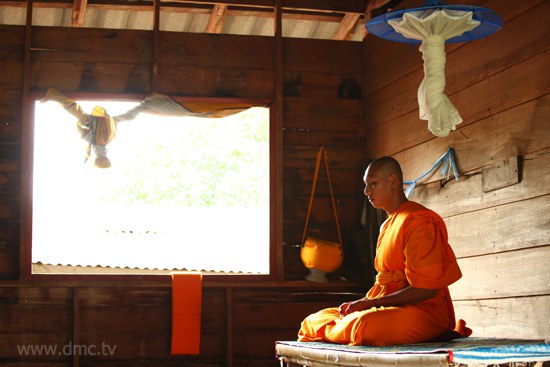 เดินธุดงค์ในเมืองผิดพระวินัย หรือผิดที่เข้าใจไม่ตรงกัน