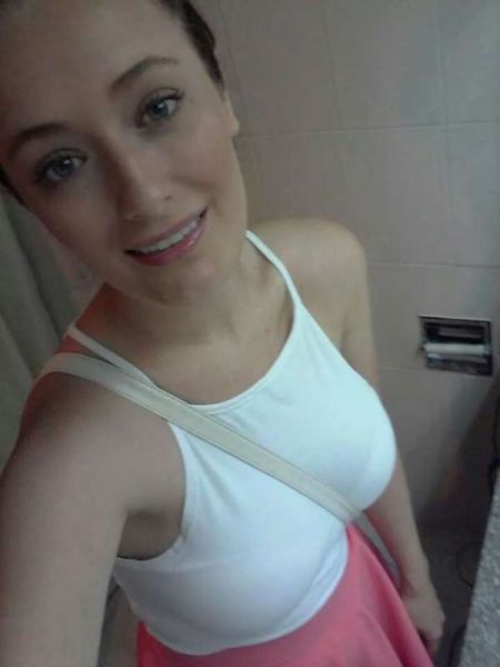 ว่าด้วยเรื่องของสาวๆ สะพายกระเป๋าพาดเต้า 