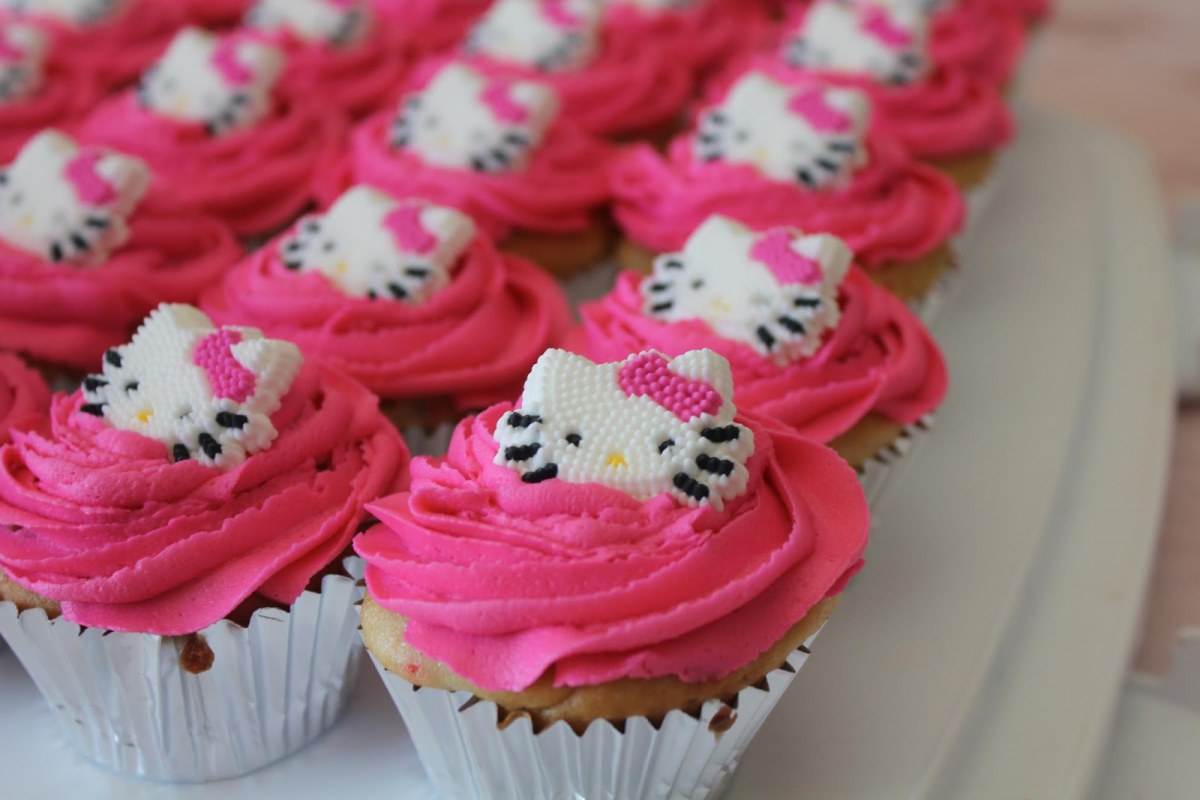 Cupcake Hello Kitty~~~~~~~~~