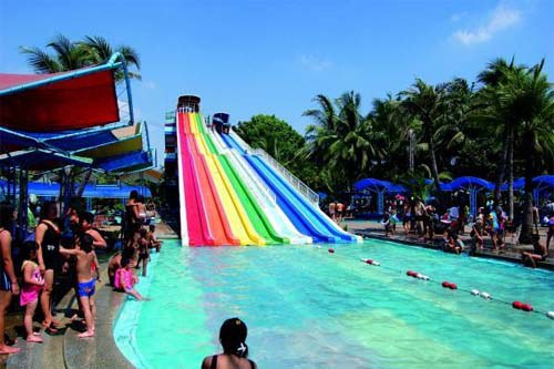 สวนน้ำ,ทะเลกรุงเทพ,เด็ก,ครอบครัว,หรรษา,เครื่องเล่น,ปิดเทอม,ฤดูร้อน,หน้าร้อน,เล่นน้ำ,สวนสยาม,ซานโตรินี่