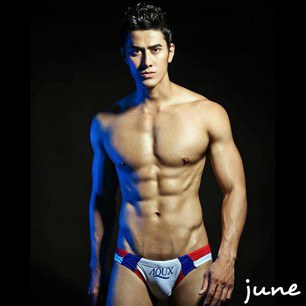 leave it to the pros. june macasaet, #manhunt 2012. #filipino #pinoy #eyecandy #asian #asianboy #instaboys #instaguys #instamood #boyfriend #hunk #fit #muscle #model #myphboy #abs #ripped #cut #bro #d  - myphboy via Instagram