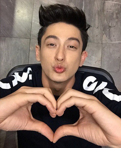 ครูหล่อบอกด้วย